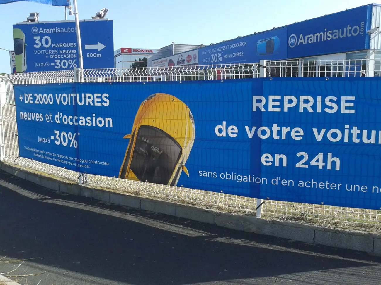 7 conseils réussir vos affiches publicitaires + 40 exemples d'affiches publicitaires grands formats ! 3